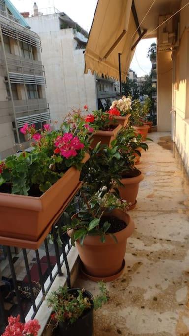 Nice Apartment Near City Center Athens Exterior photo
